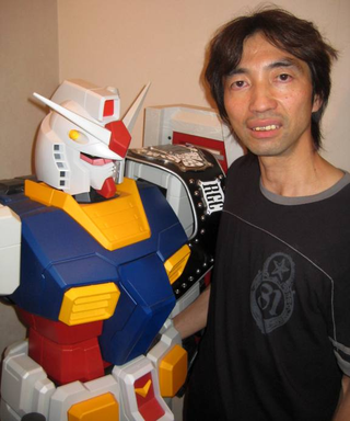 Illustration for article titled Girl Pilots Japanese Fighting Robot With Gundam Master/Slave Control Suit